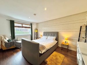 Photo 1- click for photo gallery